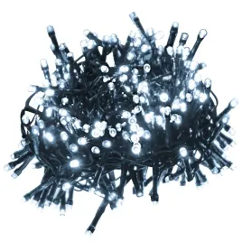 lampki-led-3000-diod-gesto-rozmieszczone-zimna-biel-65-m