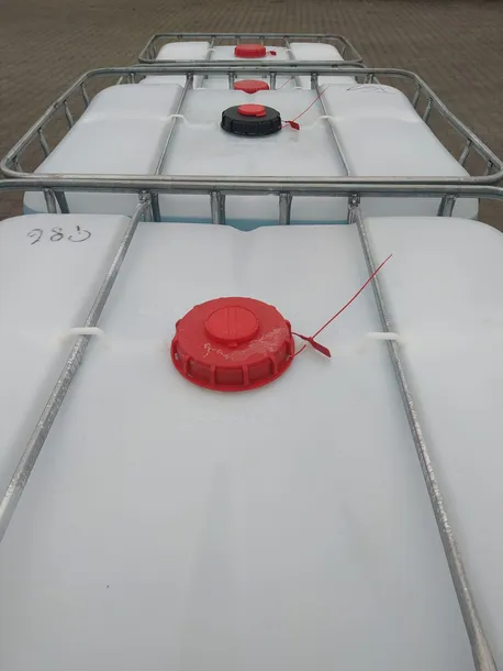 plyn-adblue-1000l-mauzer-waga-z-opakowaniem-1000-kg
