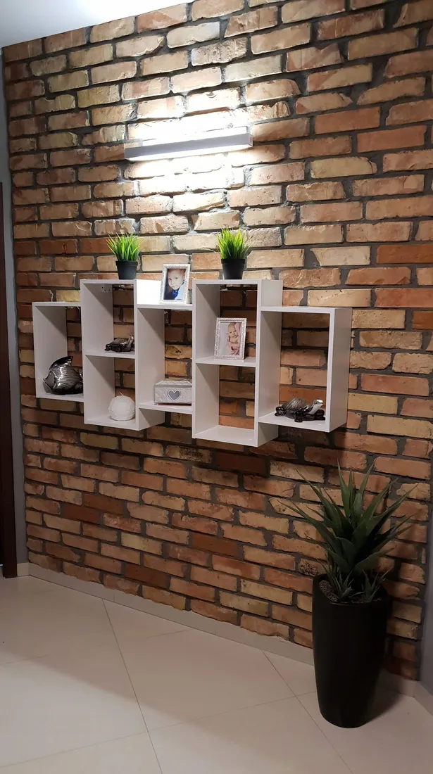 regal-wiszacy-sciennyksiazki-7-polek-bialy