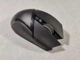 razer-basilisk-ultimate-wireless-gaming-mouse-stan-powystawowy