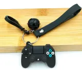 brelok-do-kluczy-pad-do-gry-prezent-plec-produkt-uniseks