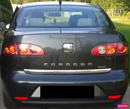 seat-cordoba-ii-02-listwa-chrom-chromowana-klapa