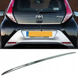 toyota-aygo-ii-2014-listwa-chrom-chromowana-klapa
