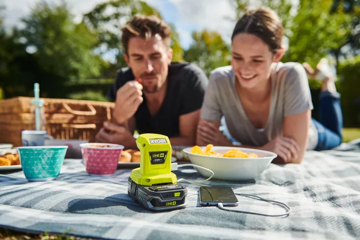 ryobi-ladowarka-usb-5v-ryobi-one-r18usb-0-marka-ryobi