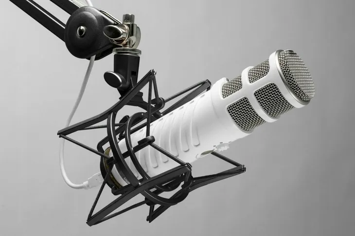 mikrofon-dynamiczny-usb-rode-podcaster-bialy-marka-rode-stan-nowy