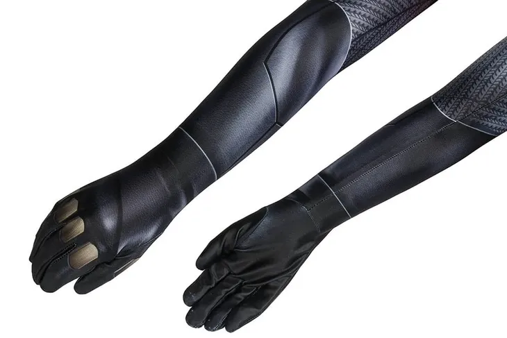 stroj-batman-maska-led-122-128-stan-nowy-waga-z-opakowaniem-0-5-kg