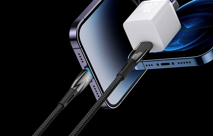 kabel-usb-c-do-lightning-baseus-glimmer-20w-2m-czarny-stan-nowy-zlacza-usb-typ-c-apple-lightning
