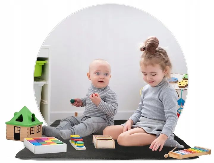 namiot-domek-dla-dzieci-tipi-z-lampka-i-poduszkami-bialy