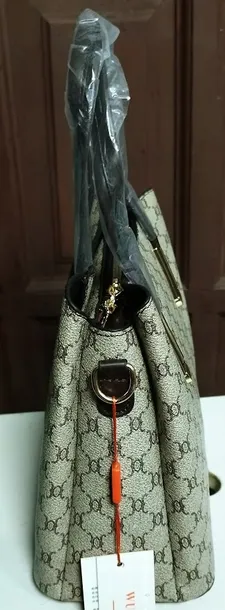 torebka-torba-modna-jasna-nowosc-material-dominujacy-skora-ekologiczna