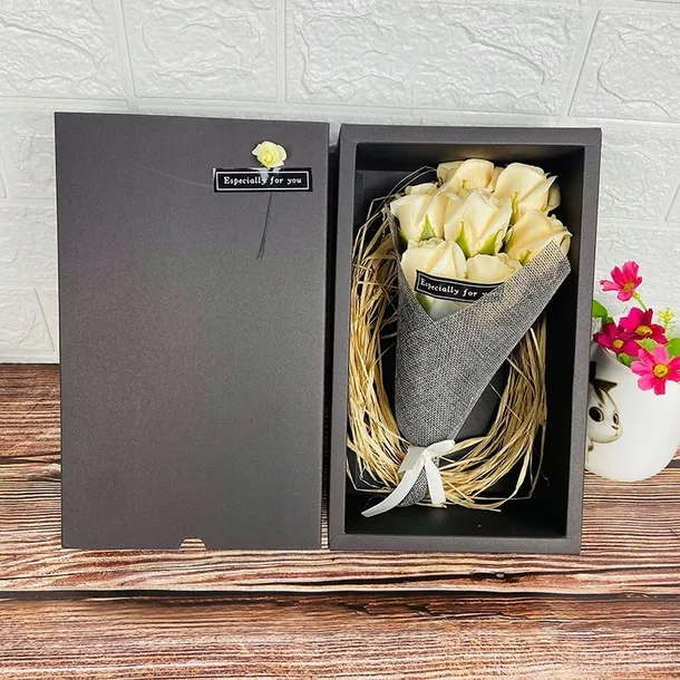 box-mydlanych-roz-ecru-wysokosc-26-5-cm-waga-z-opakowaniem-0-2-kg