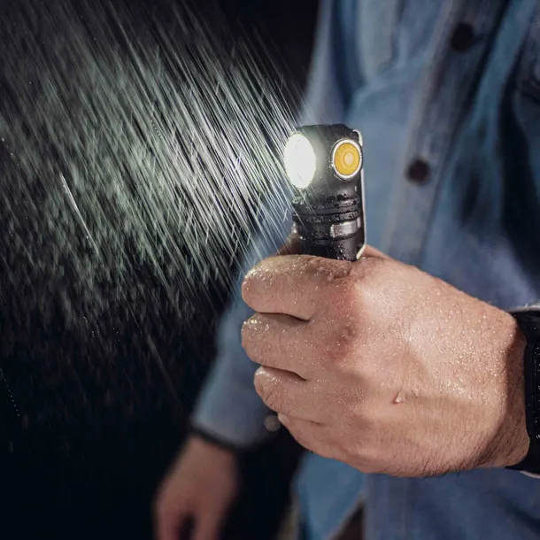 latarka-armytek-wizard-c2-pro-max-magnet-usb-warm-material-inny