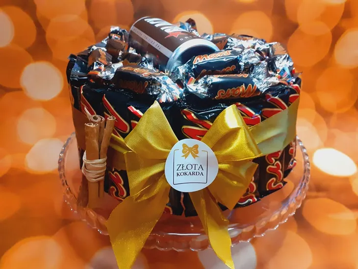 tort-mars-na-urodziny