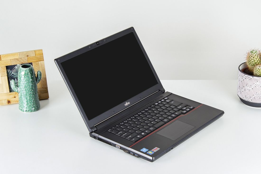 fujitsu-lifebook-a574-156-win10-4gb-nowy-120ssd-stan-powystawowy