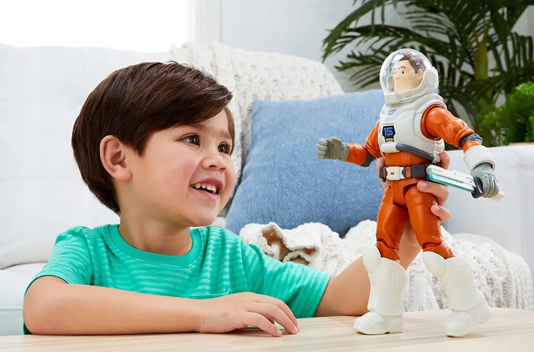 buzz-astral-figurka-buzz-lightyear-2022-astronauta