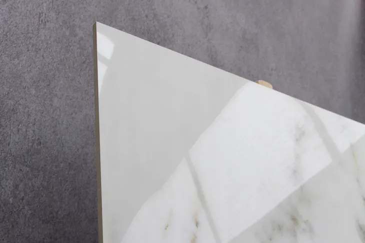 99m2-plytki-biale-carrara-polished-80x80-gres-marka-netto-plus