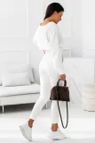 komplet-dresowy-perfect-u-material-dominujacy-bawelna
