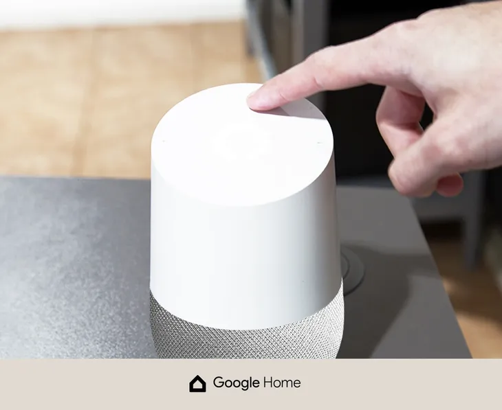 mobilny-inteligentny-glosnik-google-home-assistant-marka-google