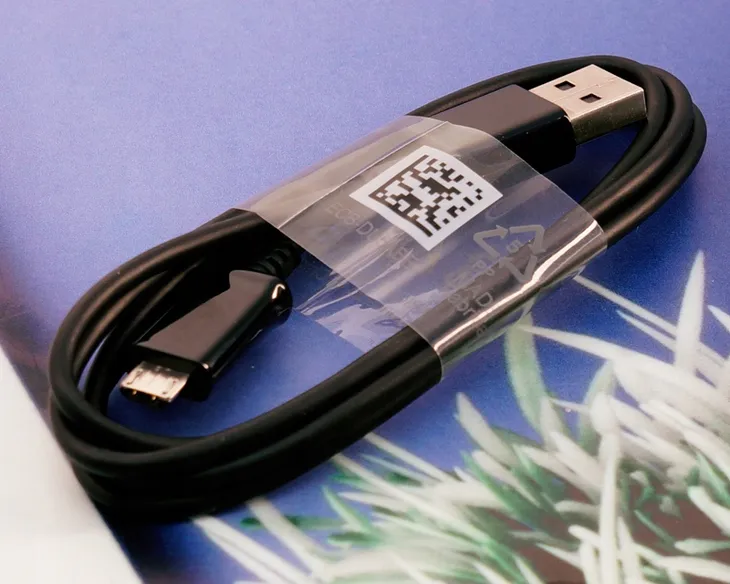 oryginalny-kabel-przewod-samsung-micro-usb-1m-dlugosc-przewodu-1-m