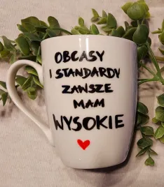 kubek-obcasy-i-standardy