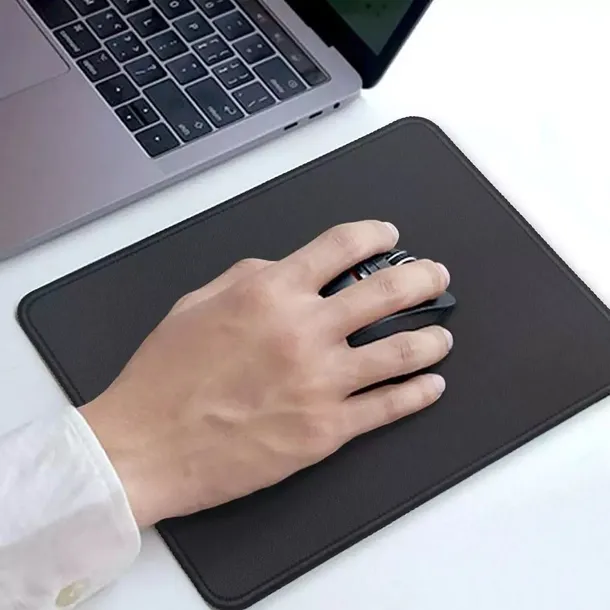 podkladka-mouse-pad-black-stan-nowy-waga-z-opakowaniem-0-3-kg