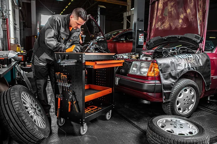 hak-na-szczypce-kolor-srebrny