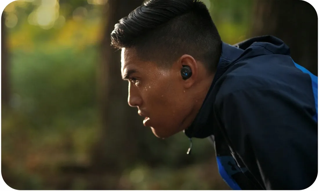 sluchawki-jbl-under-armour-true-wireless-flash