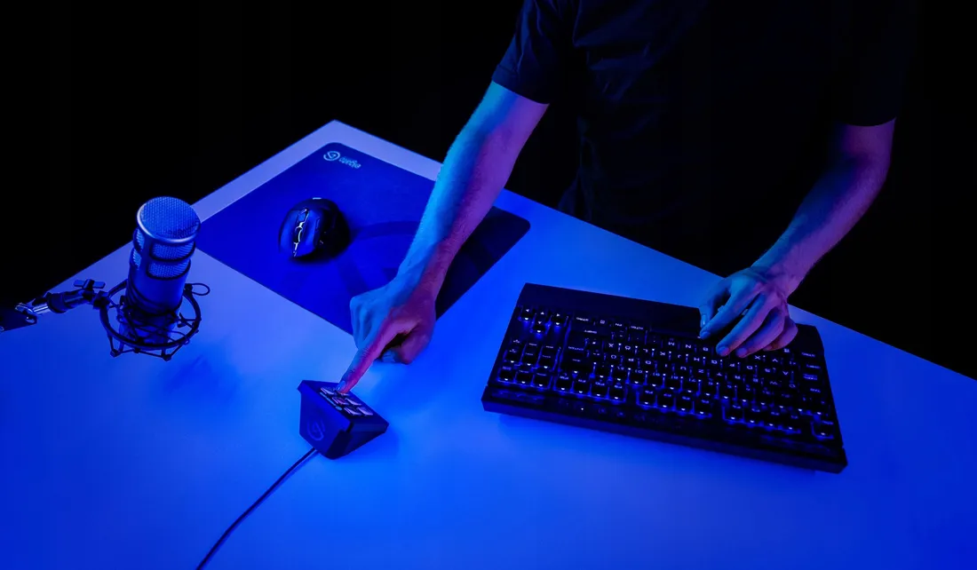 panel-sterujacy-elgato-stream-deck-mini