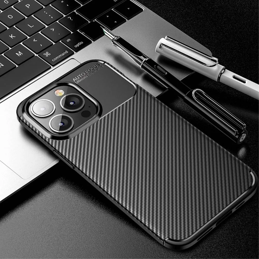 etui-pancerne-karbon-do-iphone-13-pro