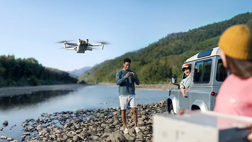 dron-dji-mini-3-dji-rc