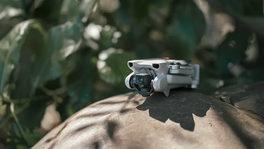 dron-dji-mini-3-dji-rc