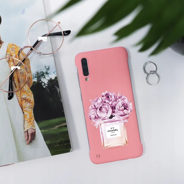 etui-coby-rozowy-do-iphone-7-8-case-modne-wzory-stan-nowy