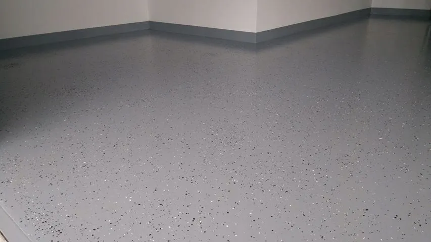 lakier-poliuretanowy-solid-clearcoat-500-1l-polysk