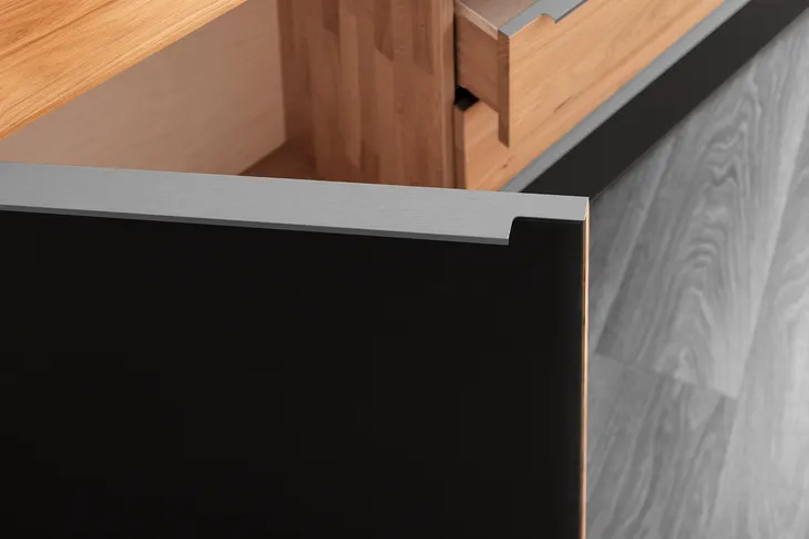 komoda-debowa-maxim-material-drewno