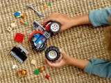 lego-city-60287-traktor-material-plastik