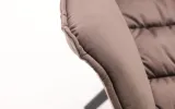 krzeslo-clip-brazowe-bohater-brak