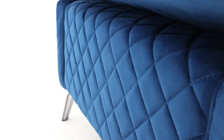 sofa-ancona-stan-nowy-bohater-brak