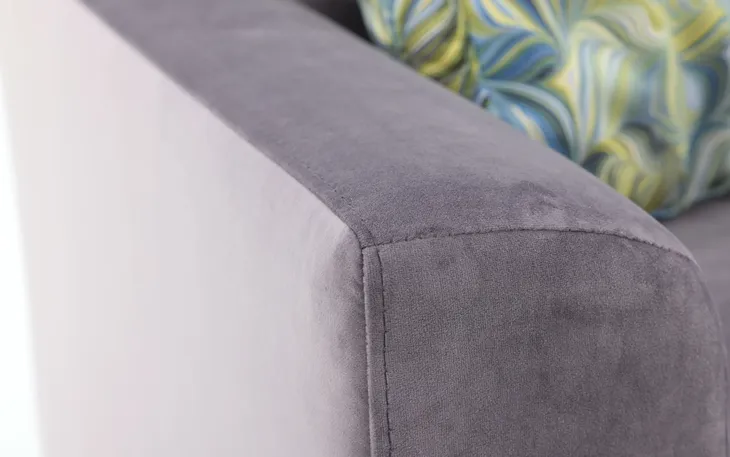 sofa-306378-stan-nowy-bohater-brak