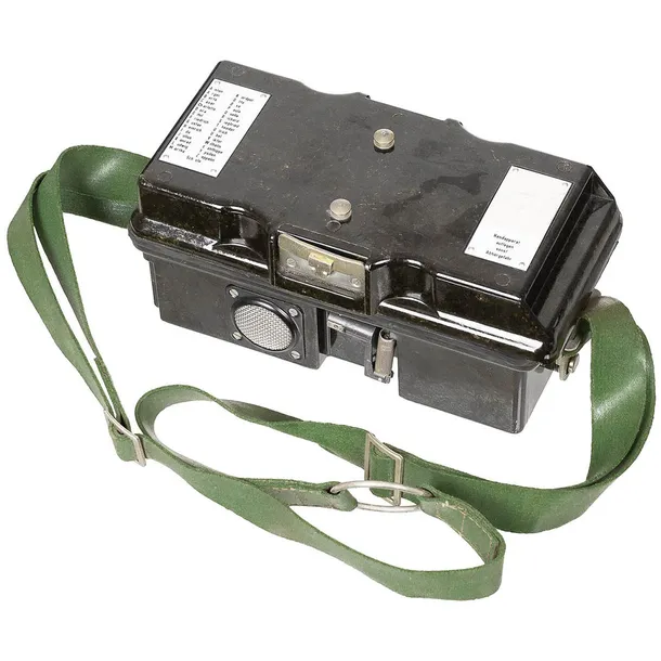 telefon-polowy-nva-stan-nowy