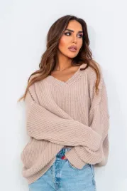 sweter-avery-dekolt-v-nude-uni