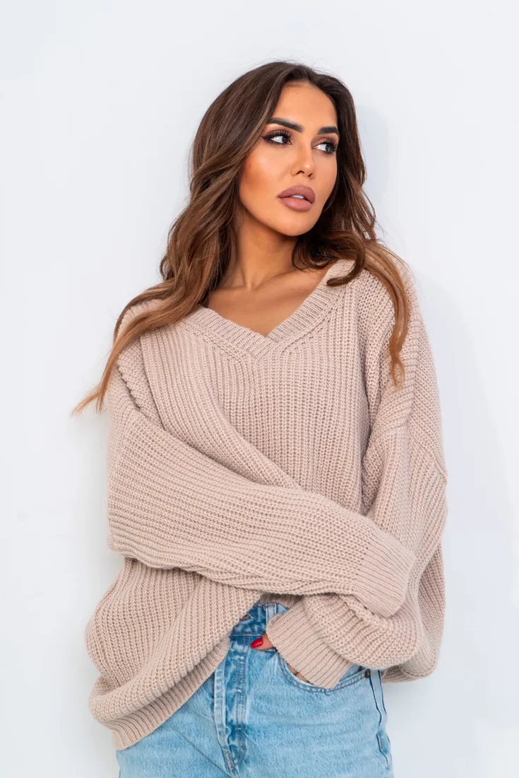 sweter-avery-dekolt-v-nude-uni