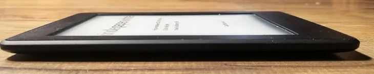 czytnik-amazon-kindle-paperwhite-3-4gb-kolor-czarny