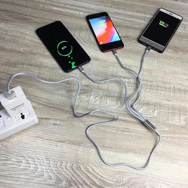 kabel-usb-3w1-do-iphone-micro-usb-czarny-zlacza-usb-usb-typ-c-microusb-lightning