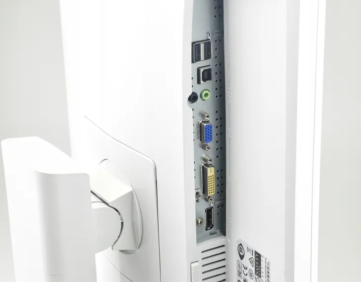 monitor-24-fujitsu-b24w-7-1920x1200-led-ips-przekatna-ekranu-24