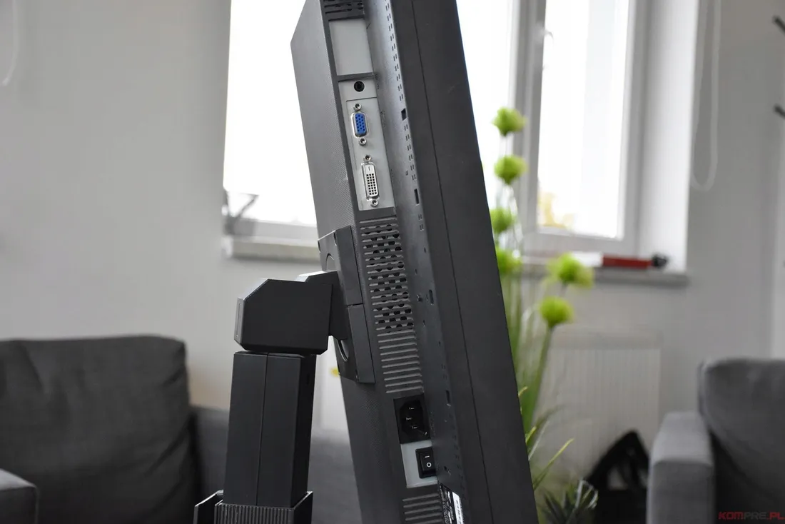 monitor-22-eizo-s2202w-dvi-vga