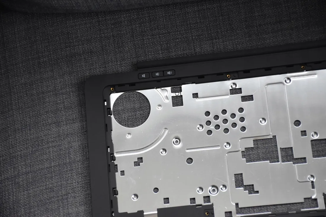 nowy-palmrest-dell-latitude-e7440