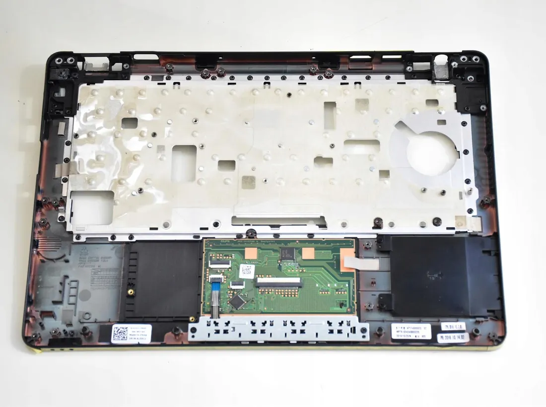 nowy-palmrest-touchpad-dell-latitude-e5270-stan-nowy
