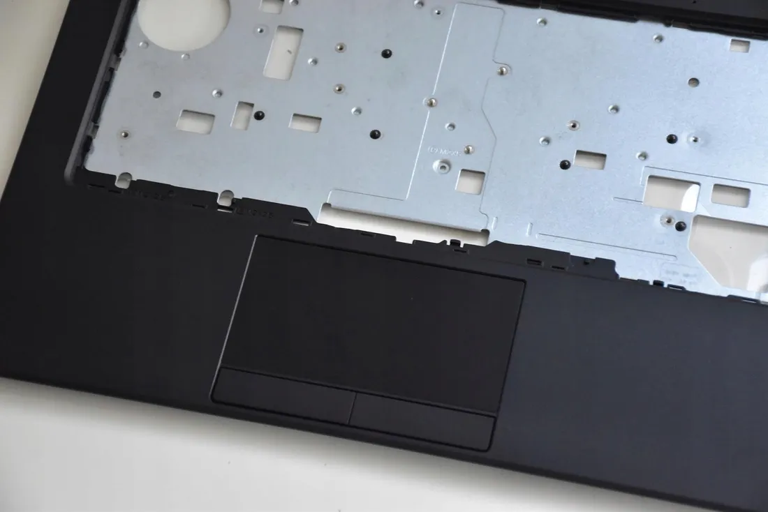 nowy-palmrest-touchpad-dell-latitude-e5250