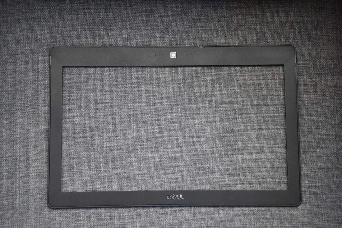 nowa-ramka-matrycy-dell-e6430-kamera