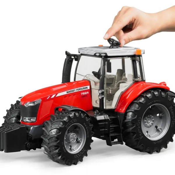 bruder-03046-traktor-massey-ferguson-7624-skala-1-16