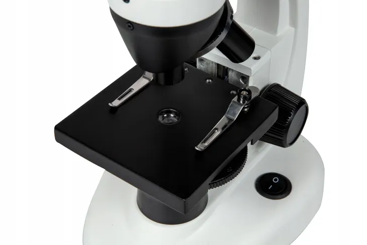 mikroskop-opticon-bionic-max-1024x-akcesoria-zalaczone-wyposazenie-walizka-okular-cyfrowy-narzedzia-laboratoryjne